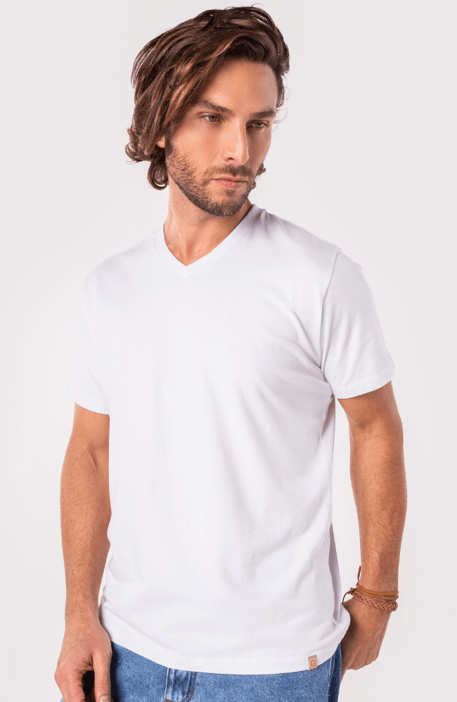 Camiseta Branca Super Comfort Gola V